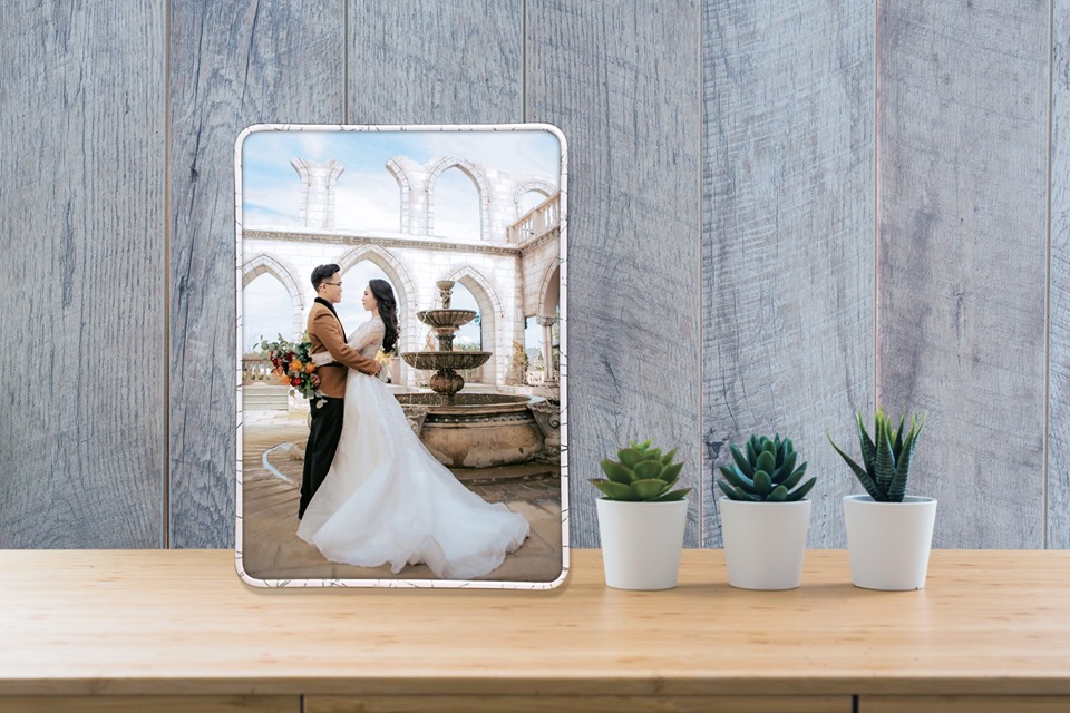 Ưu điểm của ảnh mica để bàn