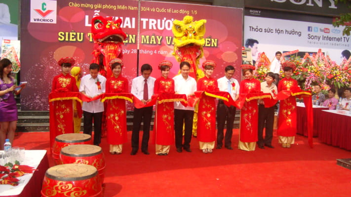 chụp ảnh sự kiện khai trương
